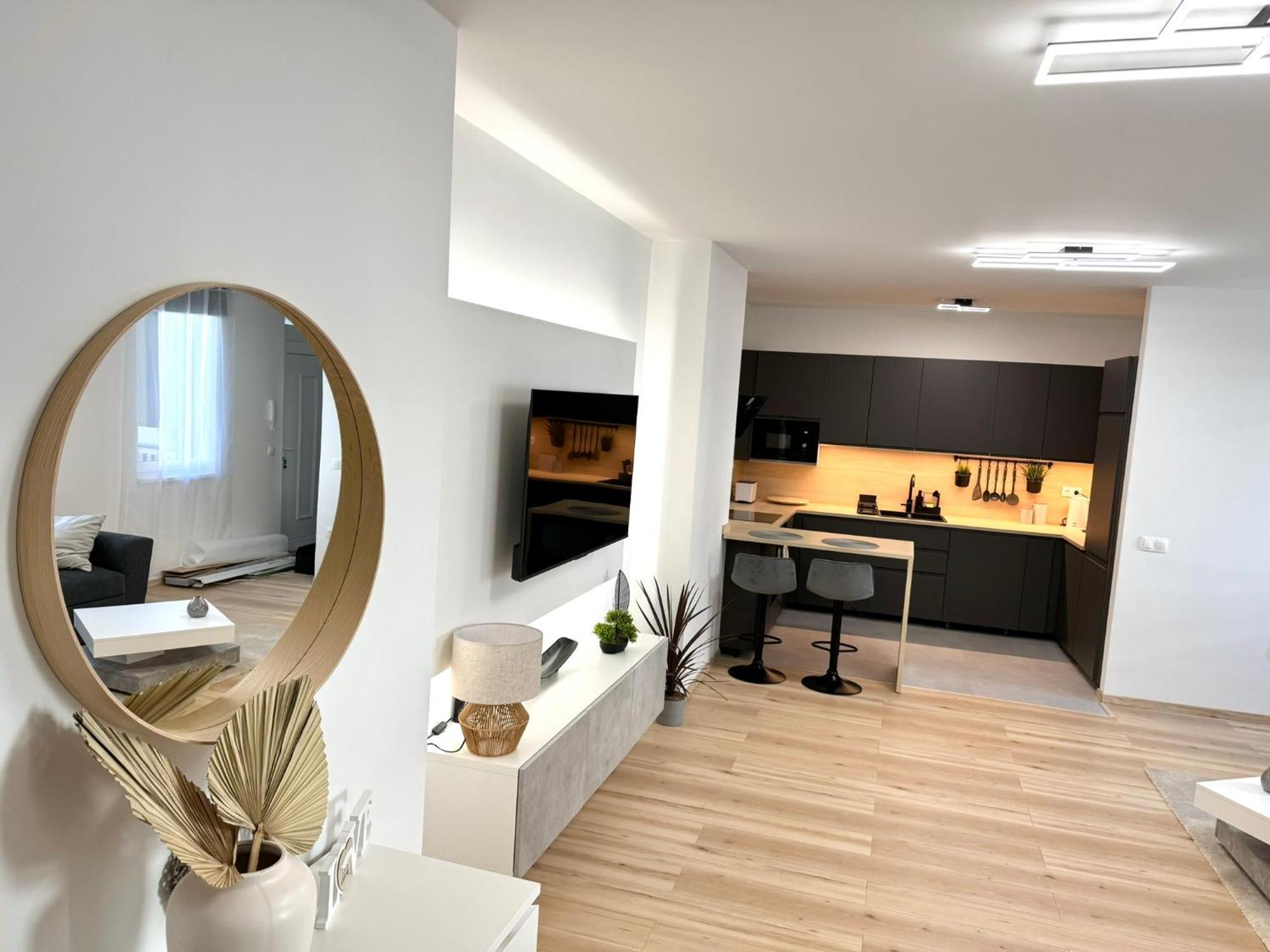 P193 Stylish Apartament *