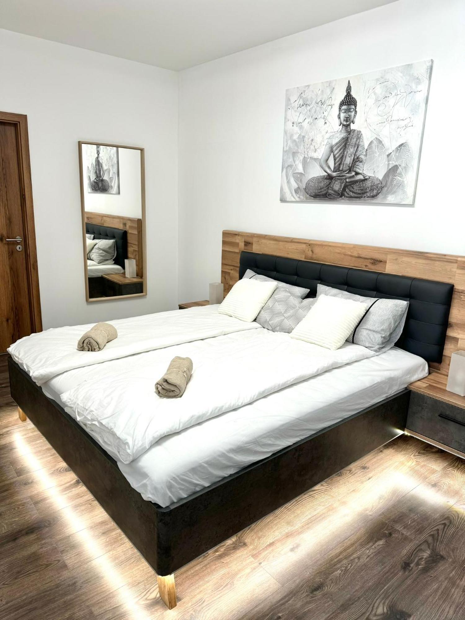 P193 Stylish * Budapest